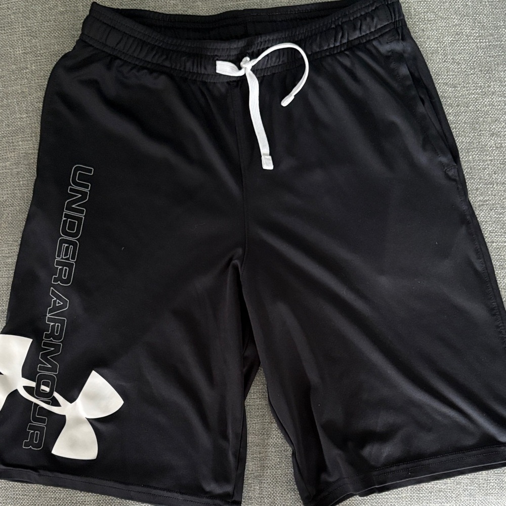 Under Armour Boys Black and White Athletic Shorts